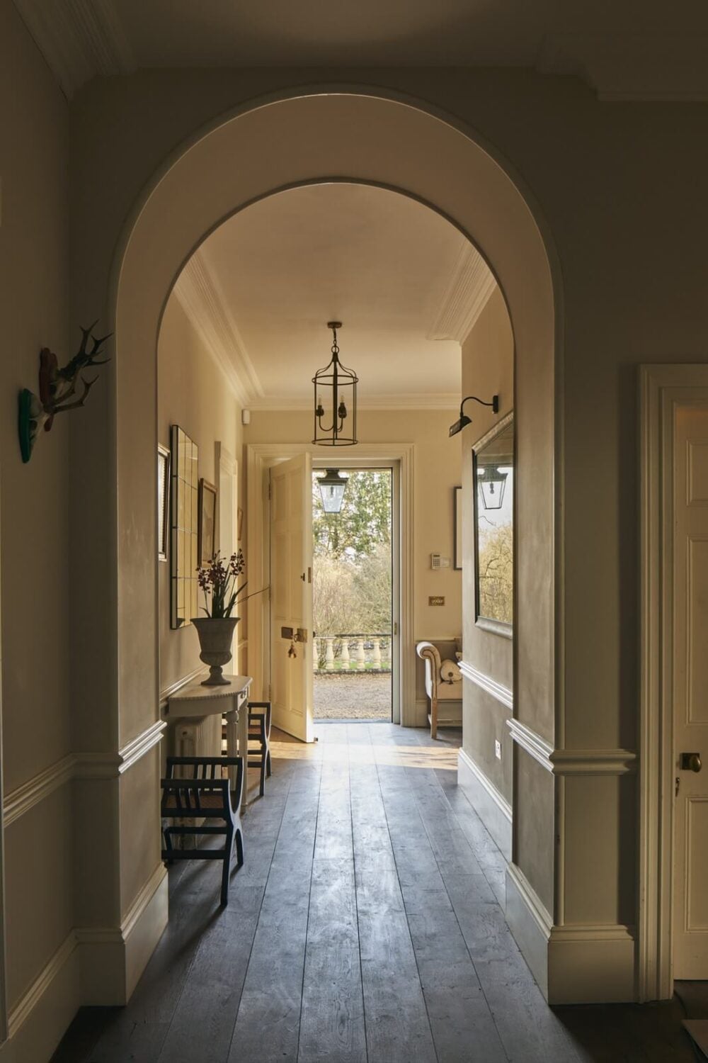 A Peaceful Georgian House in the English Countryside 11 hallway-oak-floorboards-arched-doorway-nordroom