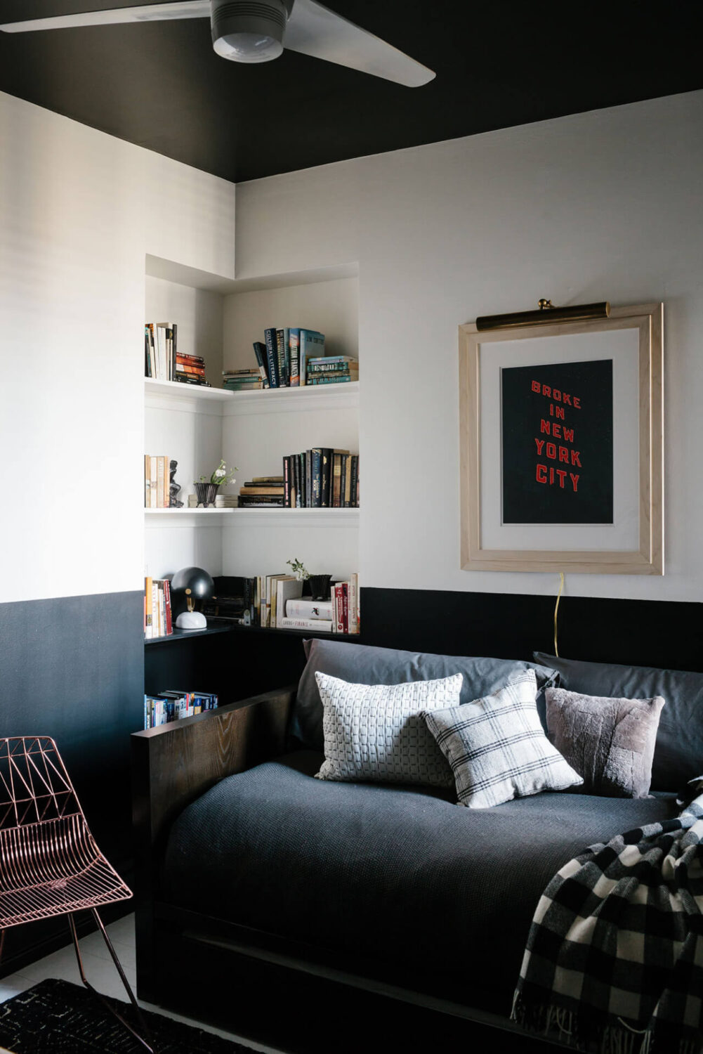 Two-Tone Walls Ideas: Create A Color Blocking Accent Wall 28 living-room-two-tone-wall-inspiration-dark-blue-white-black-ceiling-nordroom