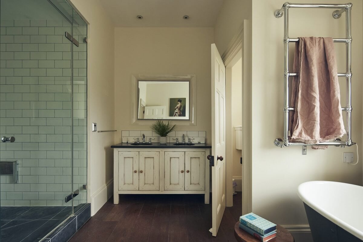 A Peaceful Georgian House in the English Countryside 17 master-bathroom-freestanding-bath-large-shower-subway-tiles-nordroom