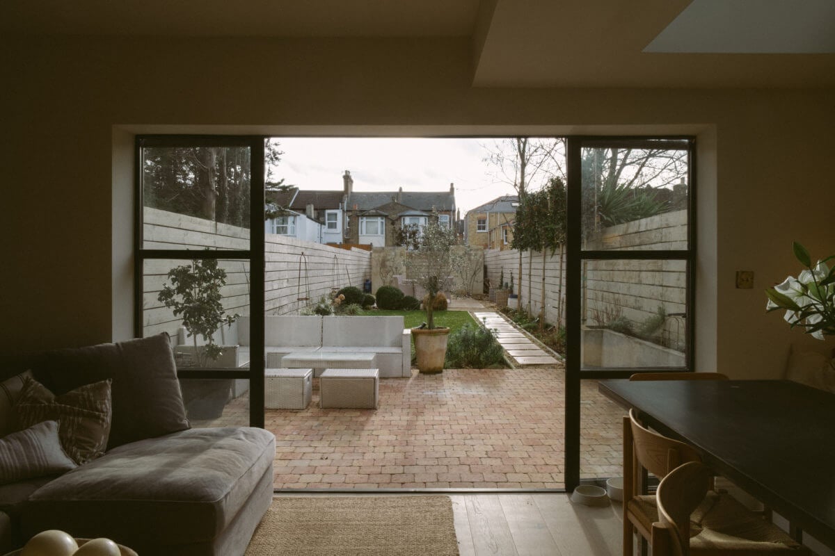 A Serene Renovated Victorian House in London 17 open-crittal-doors-garden-victorian-house-london-nordroom