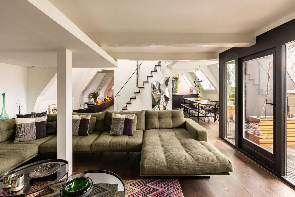 An Amsterdam Penthouse with Green Color Accents 3 amsterdam-penthouse-green-sofa-nordroom