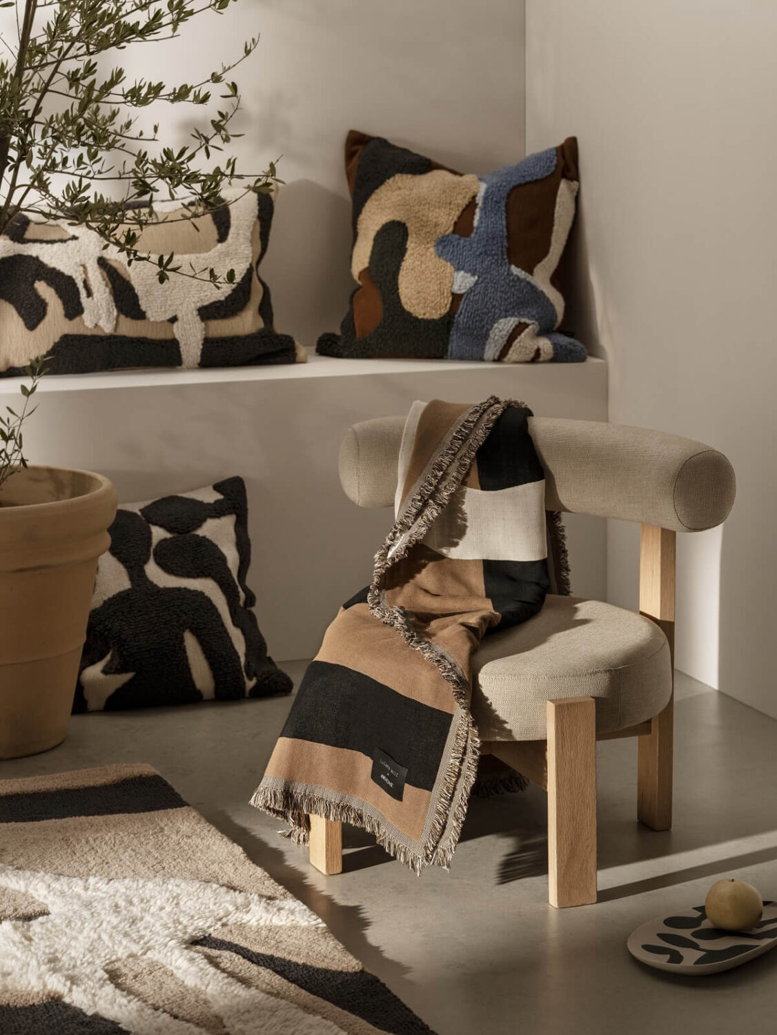H&M Home For the Love of Art Collection 2023 3 hm-home-for-the-love-of-art-Lulama-Wolf-throw-cushion-covers-nordroom