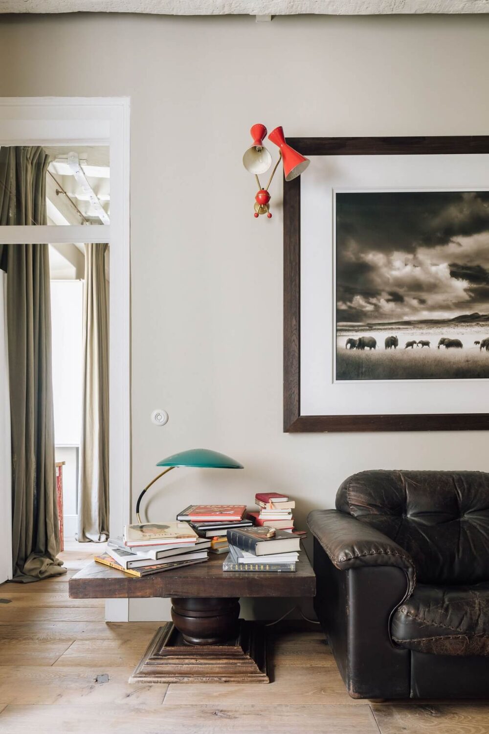 A Lisbon Townhouse with Historic Charm 6 living-room-historic-townhouse-nordroom