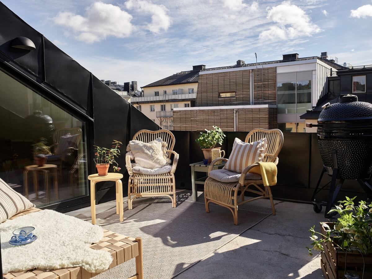 A Scandinavian Penthouse Apartment with Slanted Ceilings 11 roof-terrace-penthouse-apartment-nordroom