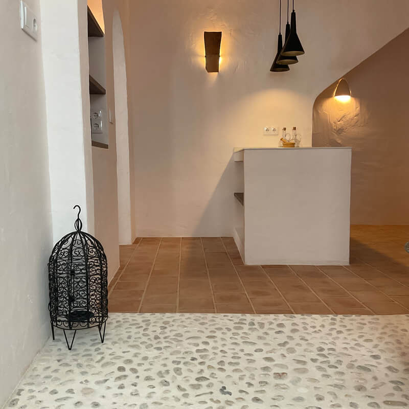 Casita Alborán: A Stylish Home in a Spanish Seaside Town 7 stone-floor-kitchen-spanish-home-nordroom