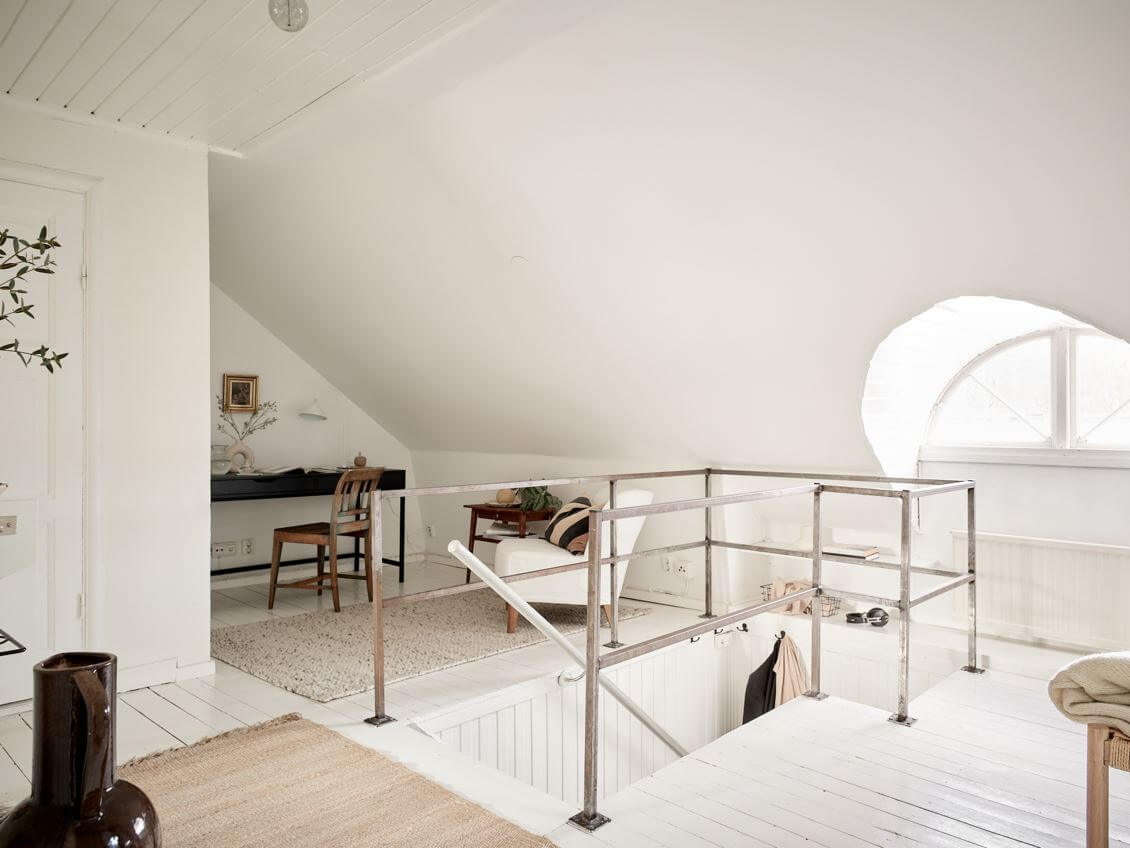 A White Scandinavian Attic Apartment 8 white-attic-apartment-nordic-design-home-office-nordroom