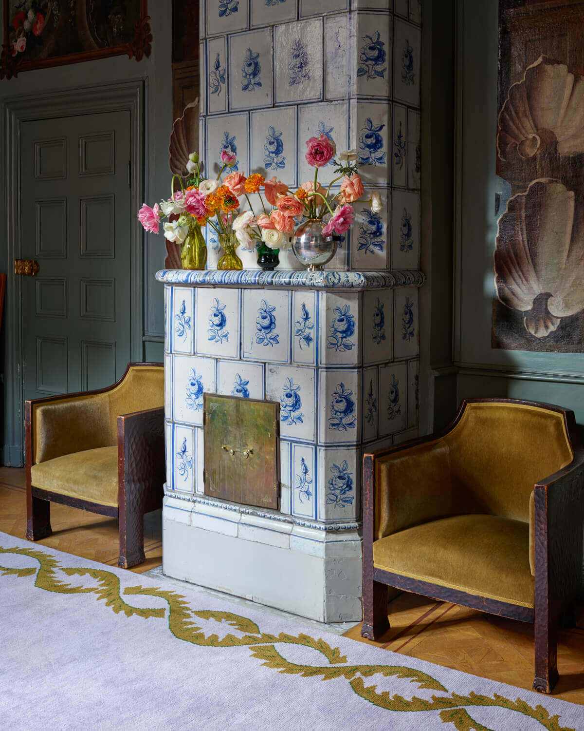 Campbell-Rey x Nordic Knots Gustavian-Inspired Rug Collection 14 Climbing-Vines-tiled-fireplace-campbell-rey-nordic-knots-rug-collection-nordroom