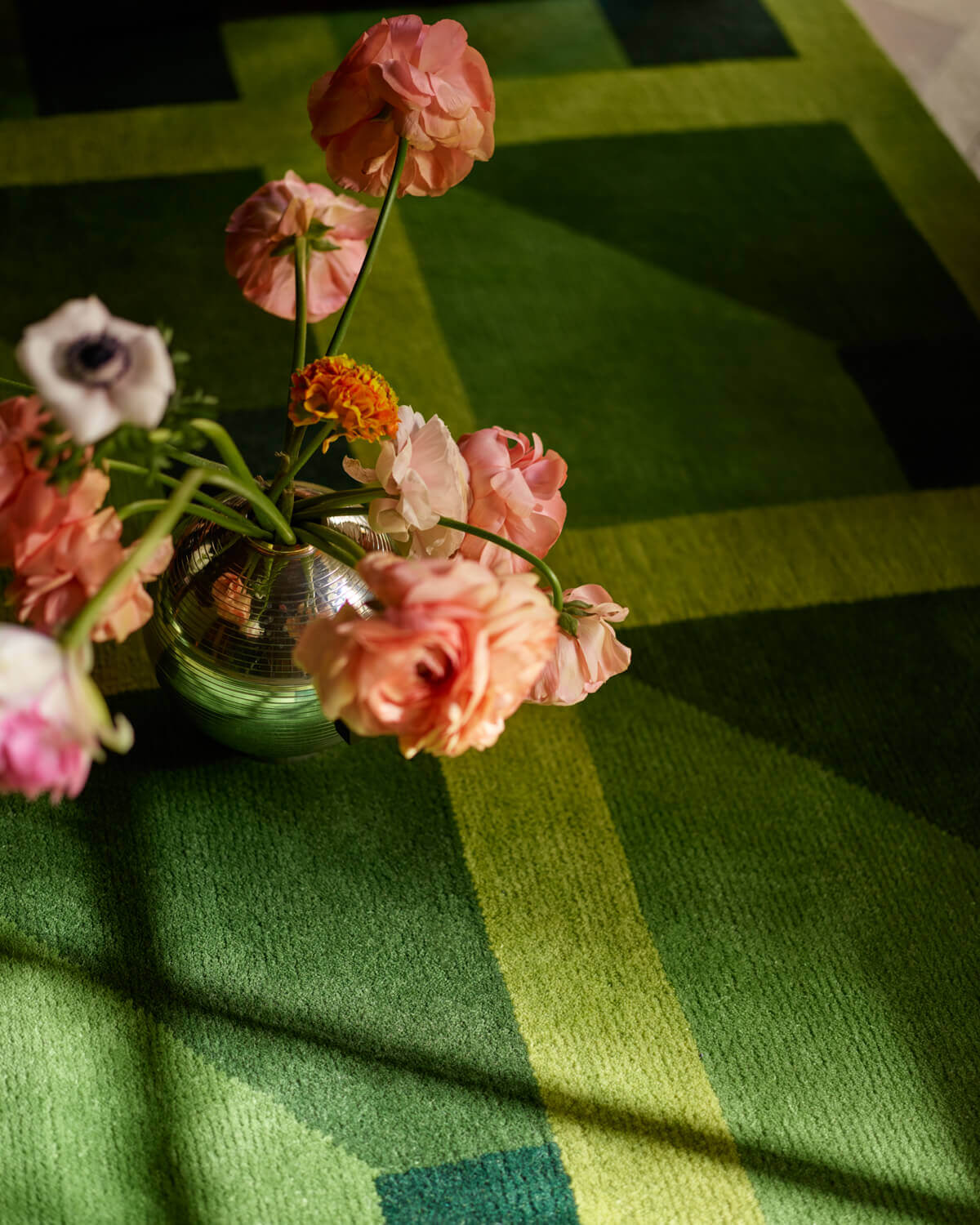Campbell-Rey x Nordic Knots Gustavian-Inspired Rug Collection 8 Garden-Maze-van-der-Nootska-flowers-campbell-rey-nordic-knots-rug-collection-nordroom