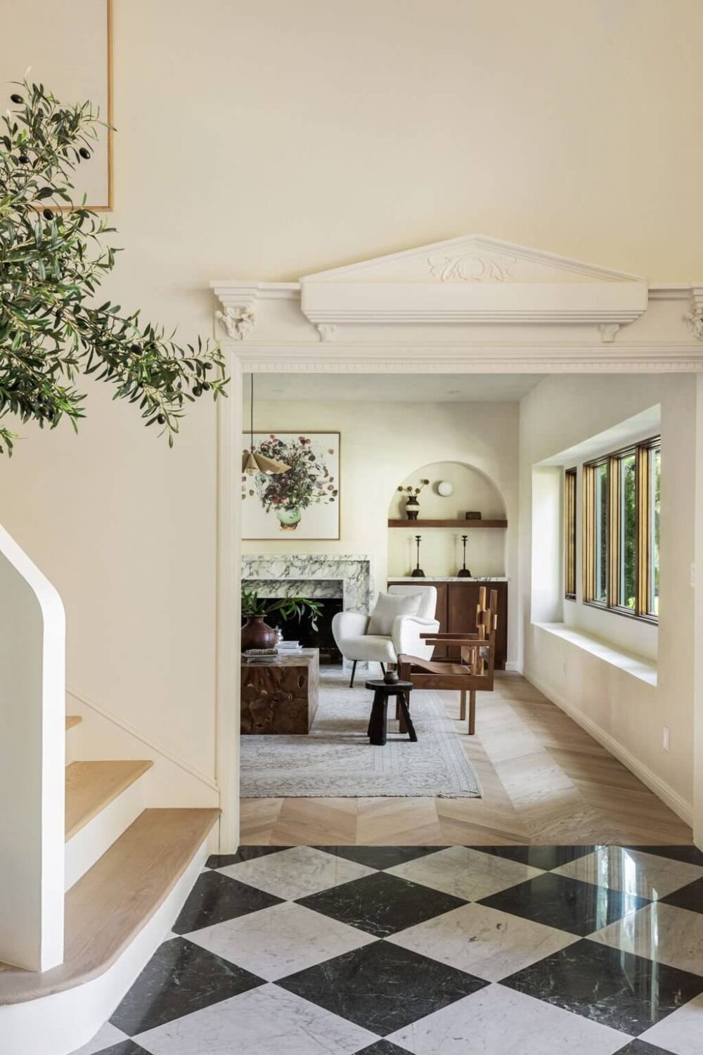 Herringbone vs. Chevron Flooring Patterns: Differences & Inspiration 8 black-white-checkerboard-floor-hallway-nordroom