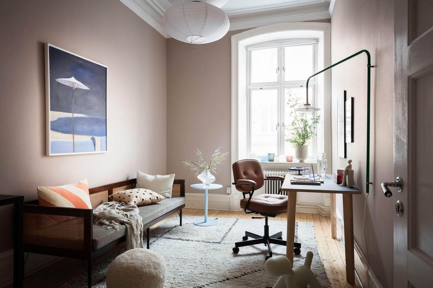 A Stylish Nordic Apartment with a Pink Bedroom 14 home-office-guest-bedroom-pink-walls-nordroom