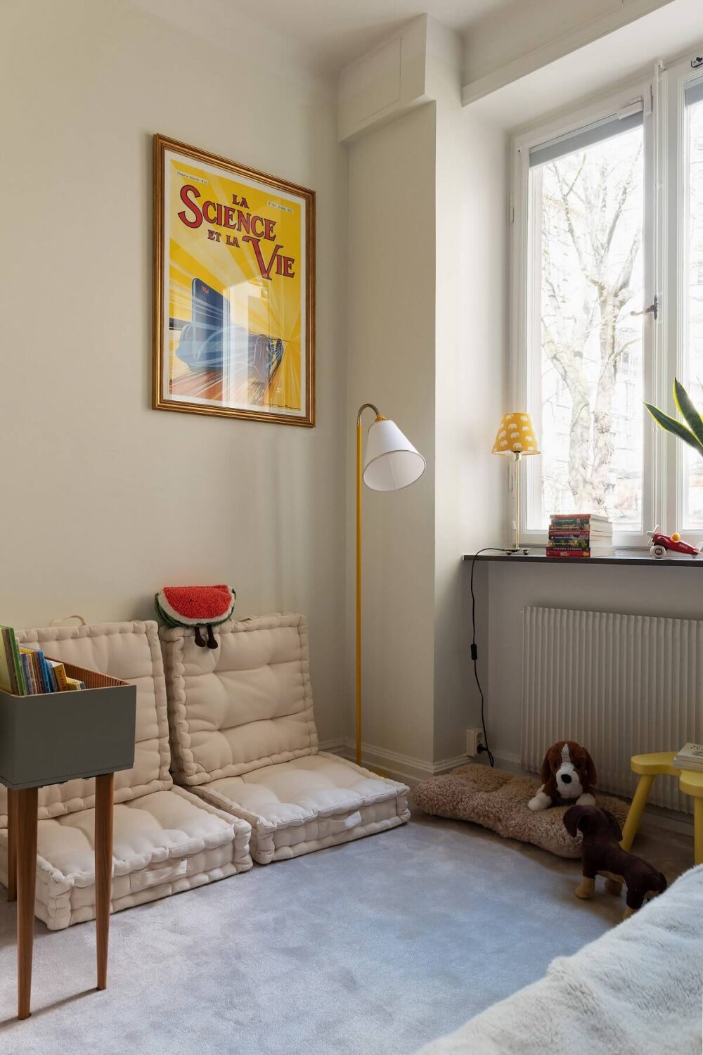 A Serene Nordic Apartment with Pink Color Accents 20 kids-bedroom-light-gray-walls-play-area-nordroom