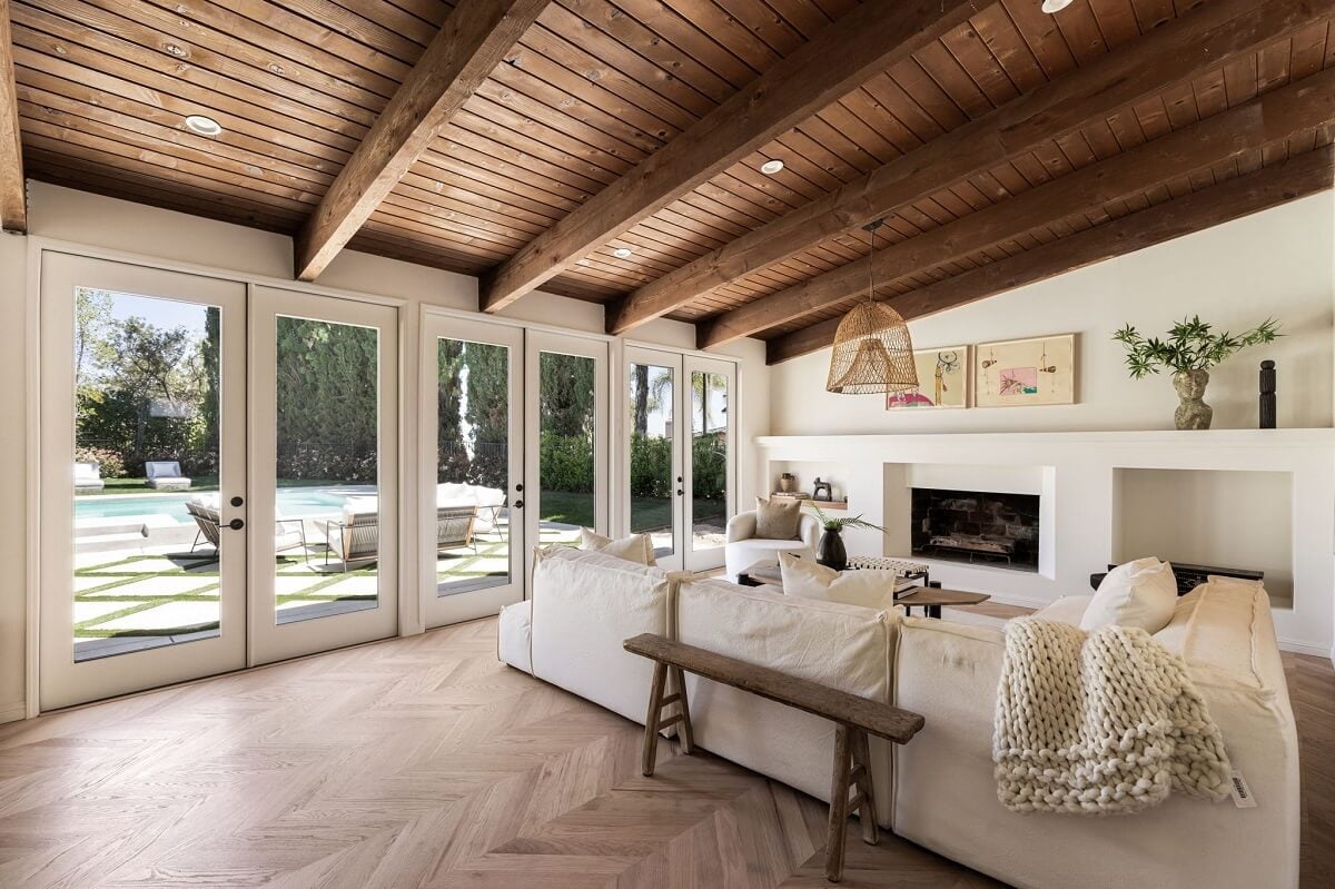A Beautiful Serene Home in Encino Hills 3 serene-rustic-living-room-white-furnishings-wooden-ceiling-nordroom