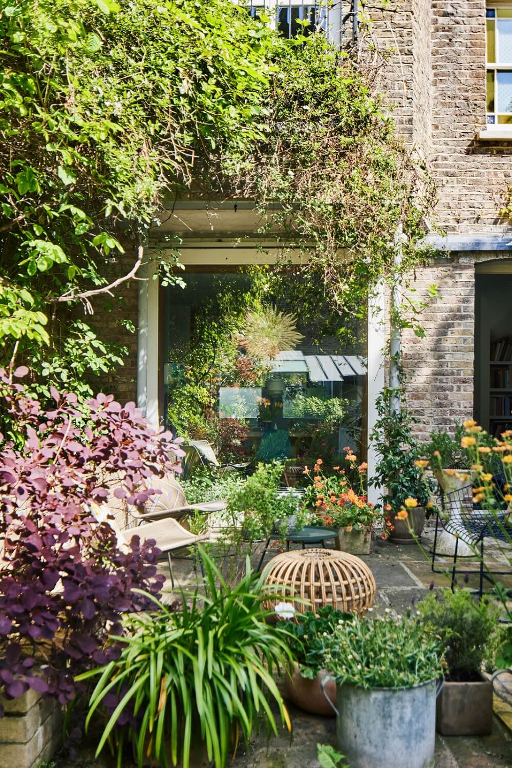 A Light Victorian Townhouse with Teal Reading Room 22 back-garden-victorian-townhouse-london-nordroom