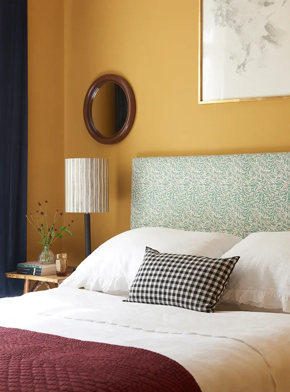 The Best Warm Paint Colors for a Bedroom 28 bedroom-mustard-yellow-wall-india-yellow-farrow-ball-nordroom