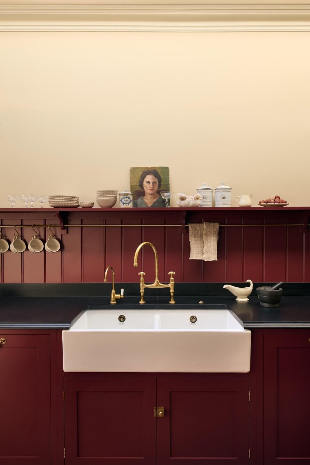 A Warm Refectory Red deVOL Kitchen 5 deep-red-devol-real-shaker-kitchen-shelf-nordroom