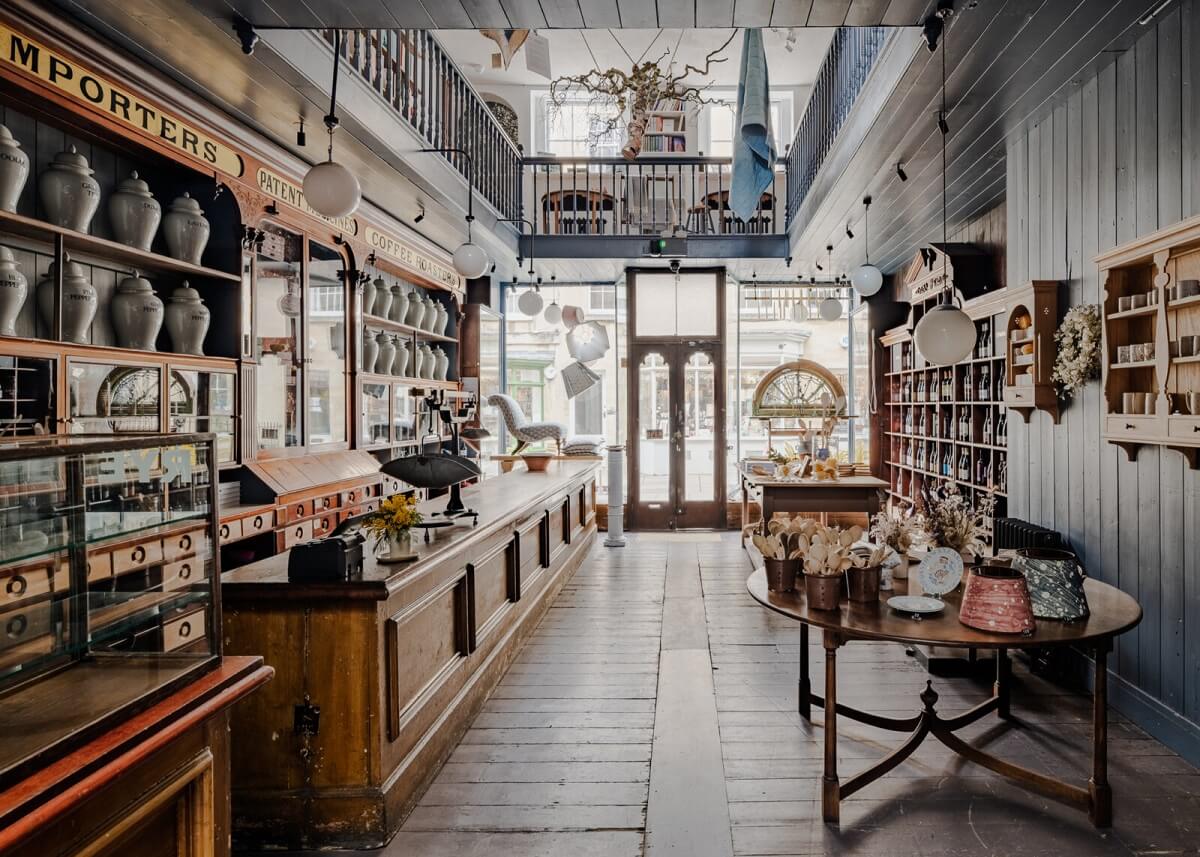 A Unique Historic House with Old Fashioned Shop in Bath 3 historic-shop-loft-area-bath-nordroom