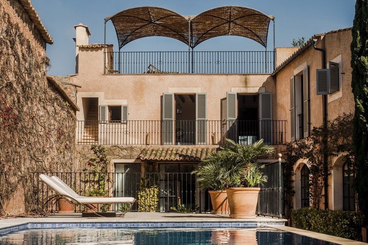 A Renovated Historic Townhouse on Mallorca 1 pool-garden-historic-townhouse-mallorca-nordroom