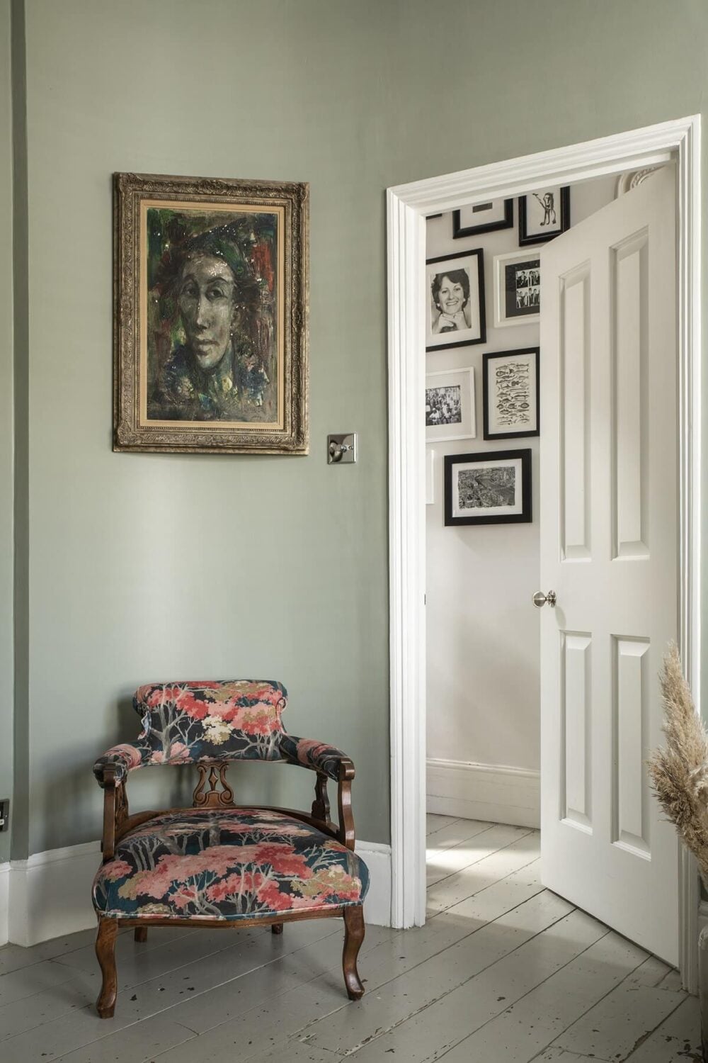 Muted Natural Colors in a Victorian House 3 sitting-room-colorful-antique-chair-nordroom