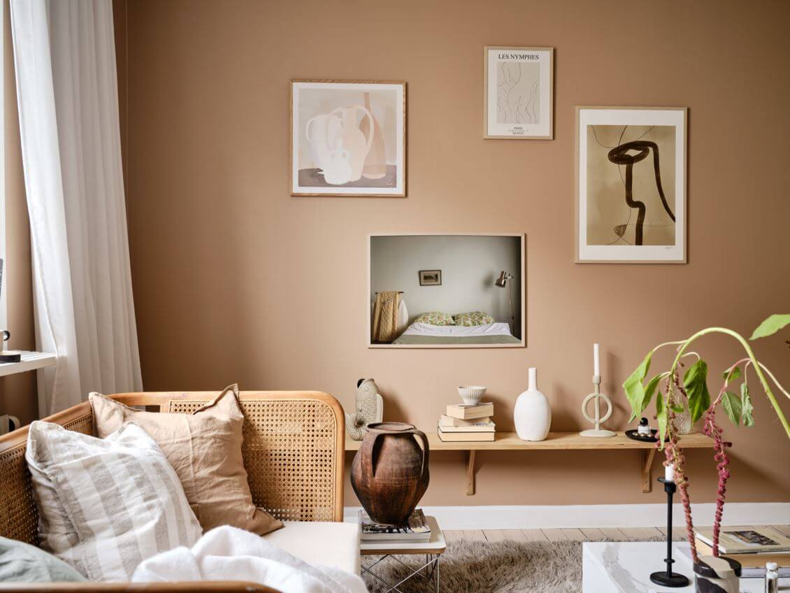A Warm Beige Studio Apartment in Sweden 2 wall-shelf-studio-apartment-beige-walls-nordroom