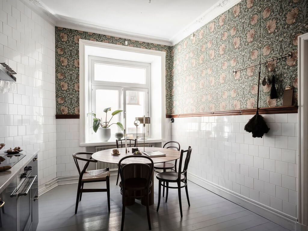 A Scandi Home with Stainless Steel Kitchen and Wallpaper 5 william-morris-wallpaper-white-tiles-gray-floor-kitchen-nordroom