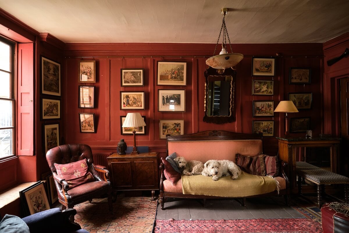 An English Home Packed with History and Color 8 20230531 OGT INIGO TERRETTSPLACE 017 An English Home Packed with History and Color