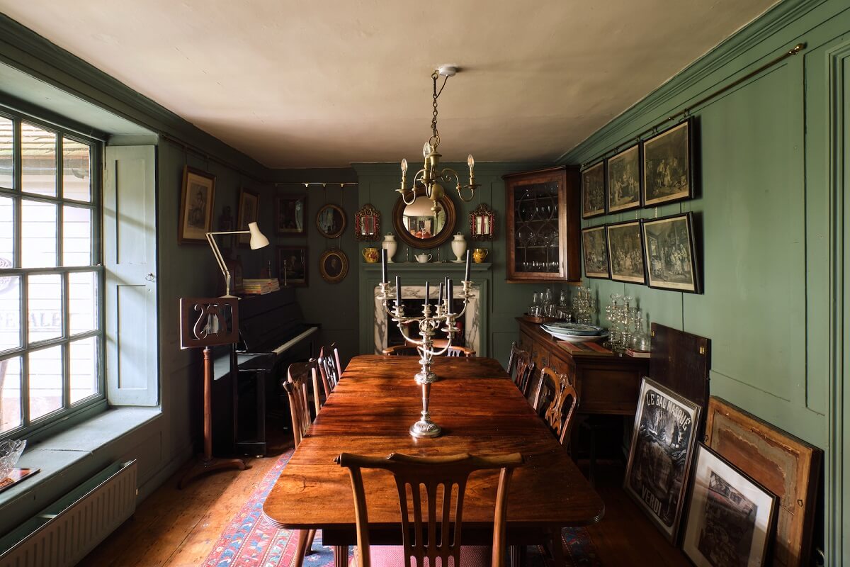 An English Home Packed with History and Color 18 20230531 OGT INIGO TERRETTSPLACE 030 An English Home Packed with History and Color
