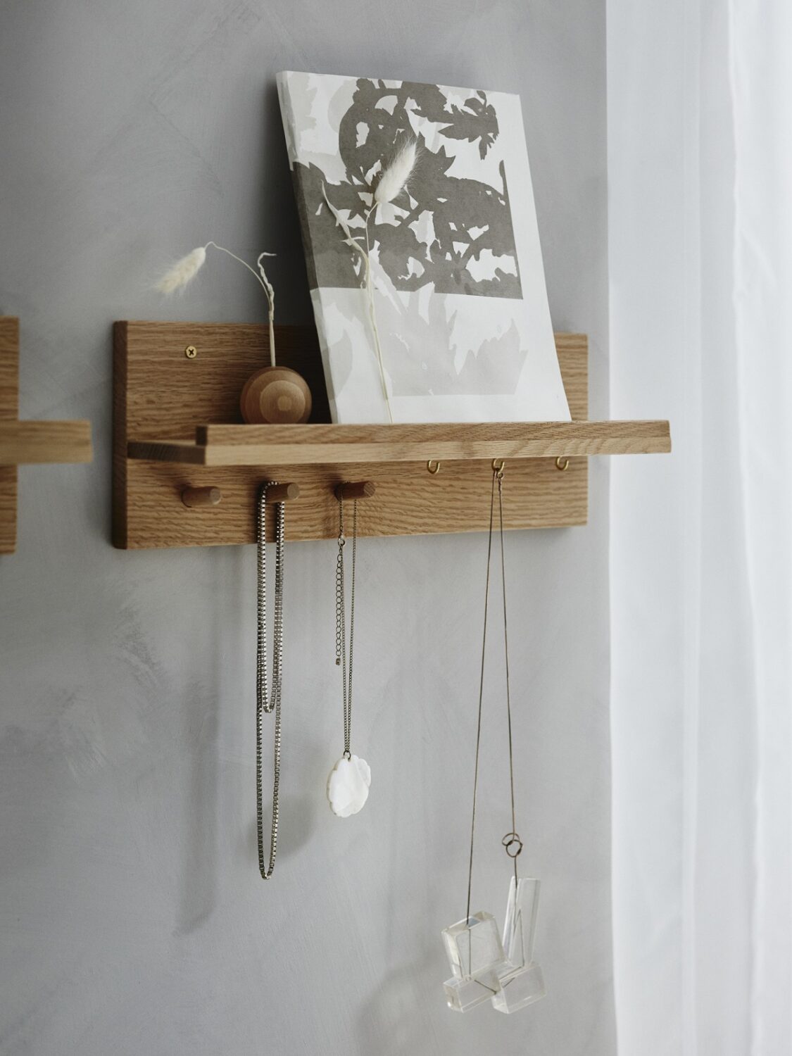 New IKEA Collection July 2023: Bold Colors & Prints 45 IKEA_HASTVISKARE_wallshelf