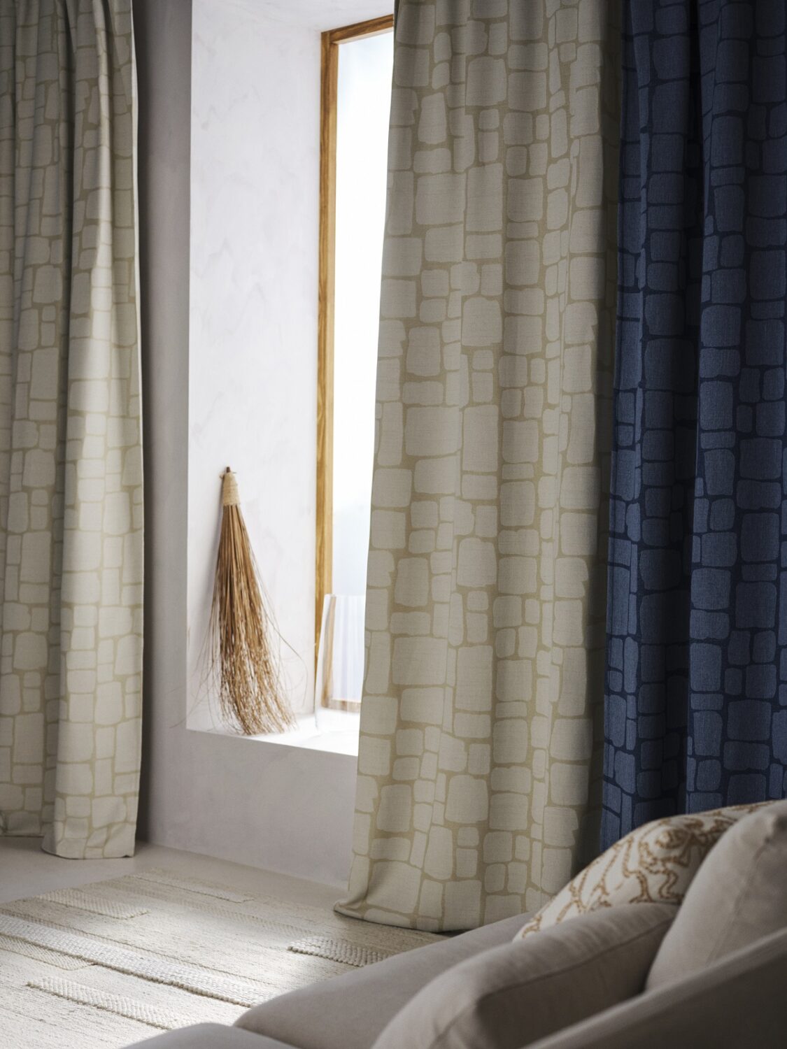 New IKEA Collection July 2023: Bold Colors & Prints 49 IKEA_LONNSTAVMAL_curtain