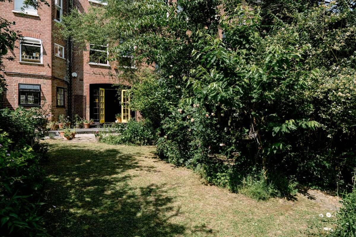 A London Home with Color Accents and a Secret Garden Shed 21 back-facade-garden-london-home-nordroom