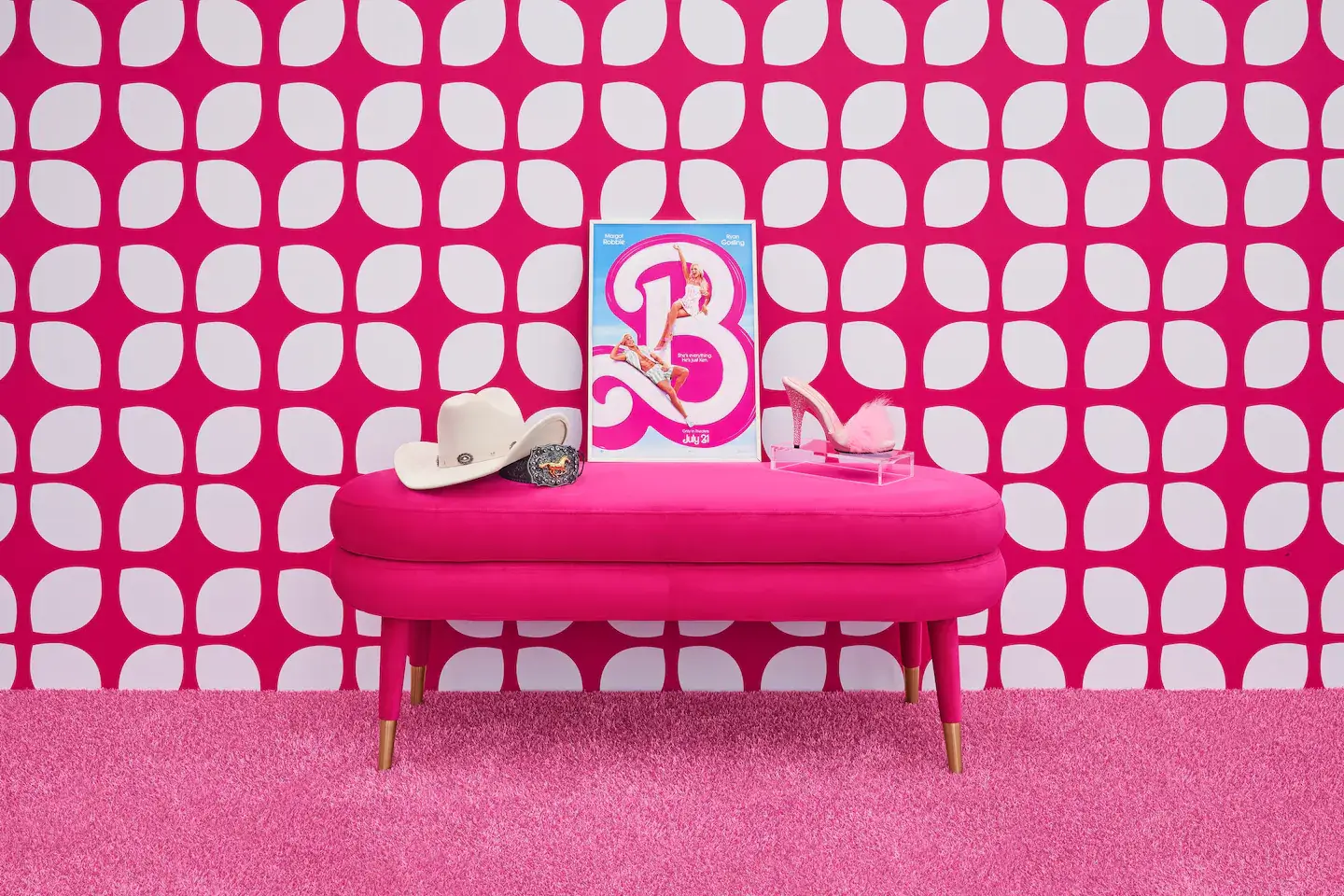 Stay in Barbie's Malibu DreamHouse - Ken's Way! 10 barbie-dream-house-malibu-airbnb-nordroom