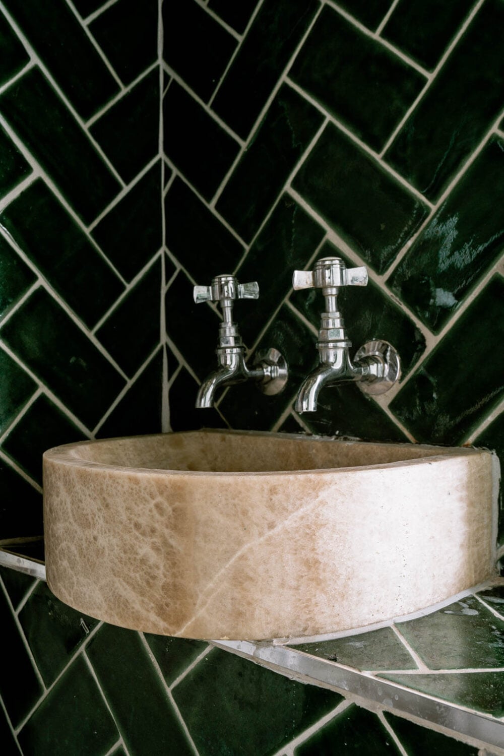 A London Home with Color Accents and a Secret Garden Shed 15 bathroom-sink-glossy-green-tiles-nordroom