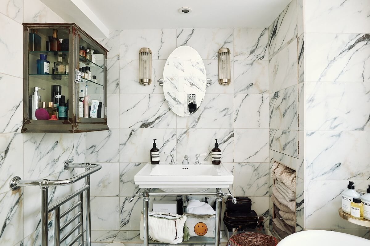 A Pink Living Room in a London Maisonette 17 bathroom-with-marble-tiles-nordroom