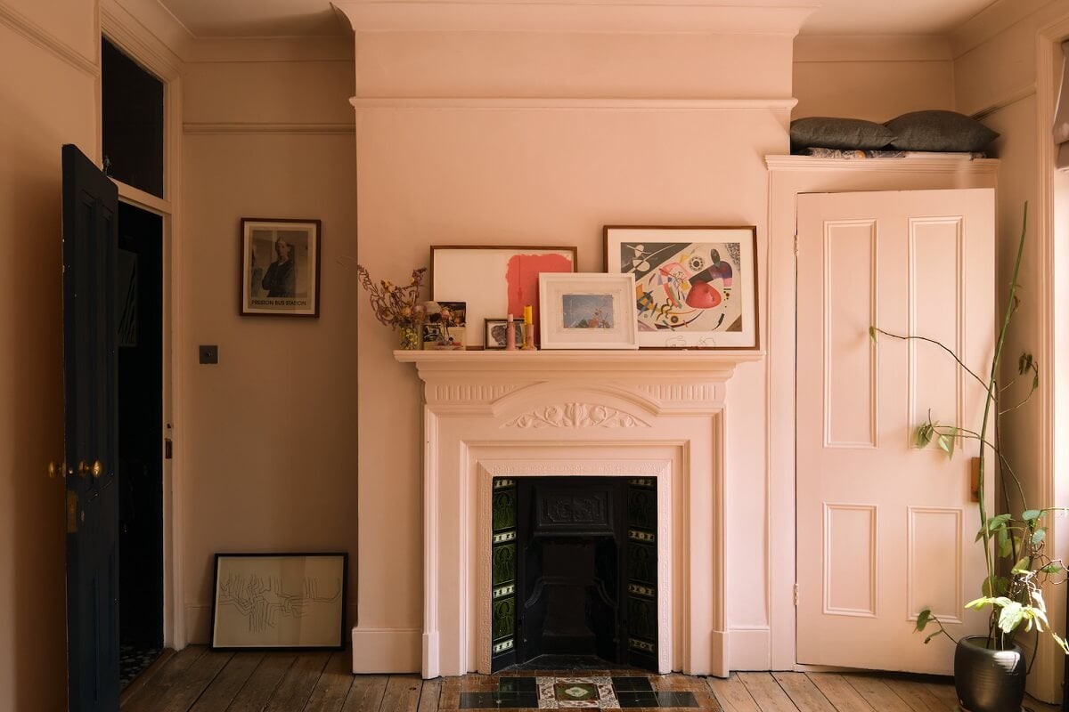 Bold Colors and Historic Details in a Victorian Apartment 14 bedroom-fireplace-setting-plaster-farrow-ball-walls-nordroom