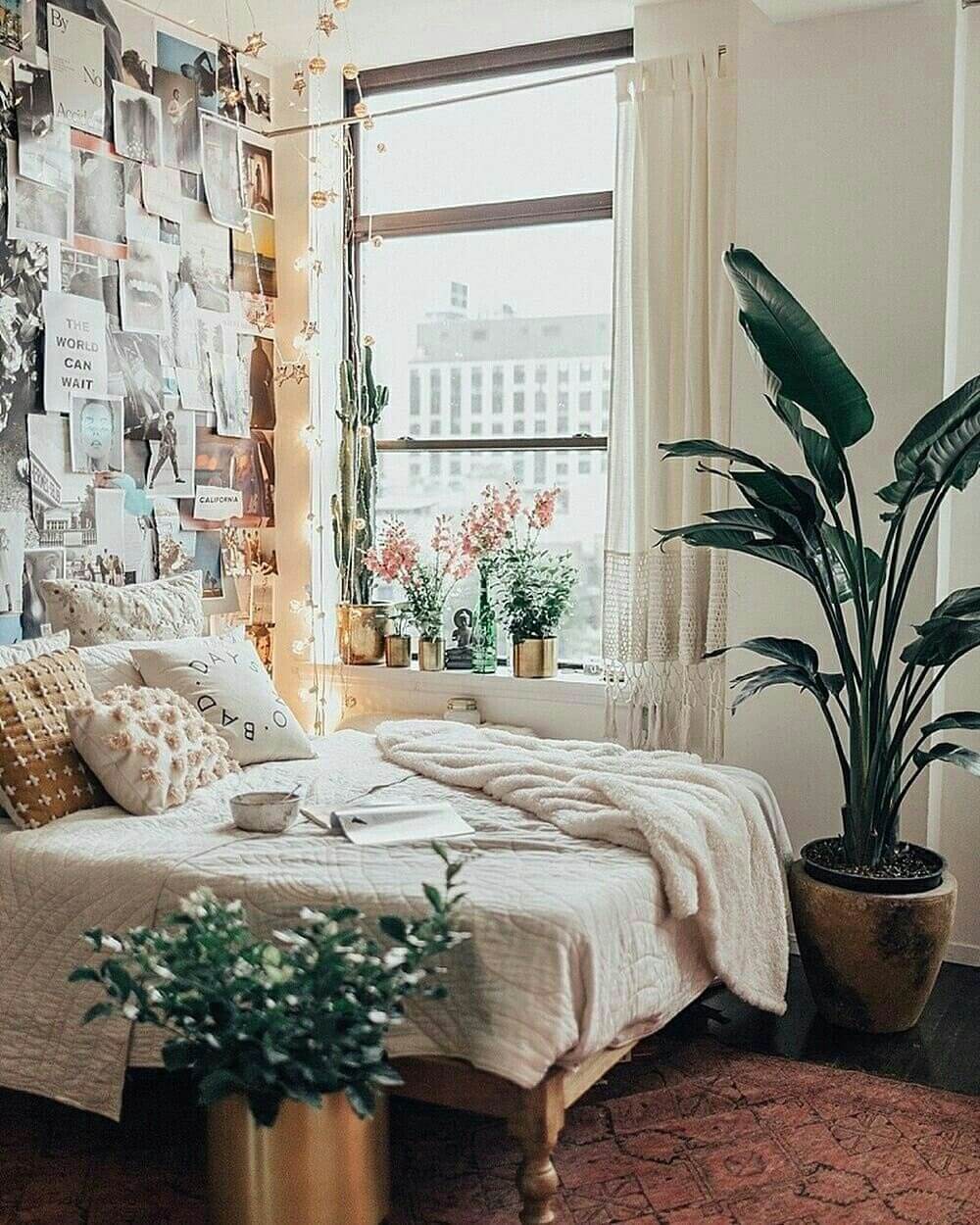 Beautiful Dorm Room Decorating Ideas 43 bedroom with gallery wall posters art dorm room idea