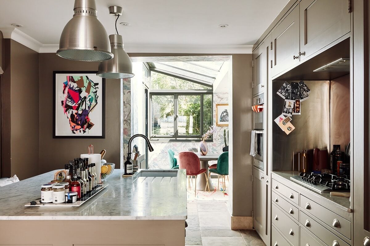 A Pink Living Room in a London Maisonette 9 chelsea-gray-kitchen-cabinets-brown-walls-nordroom