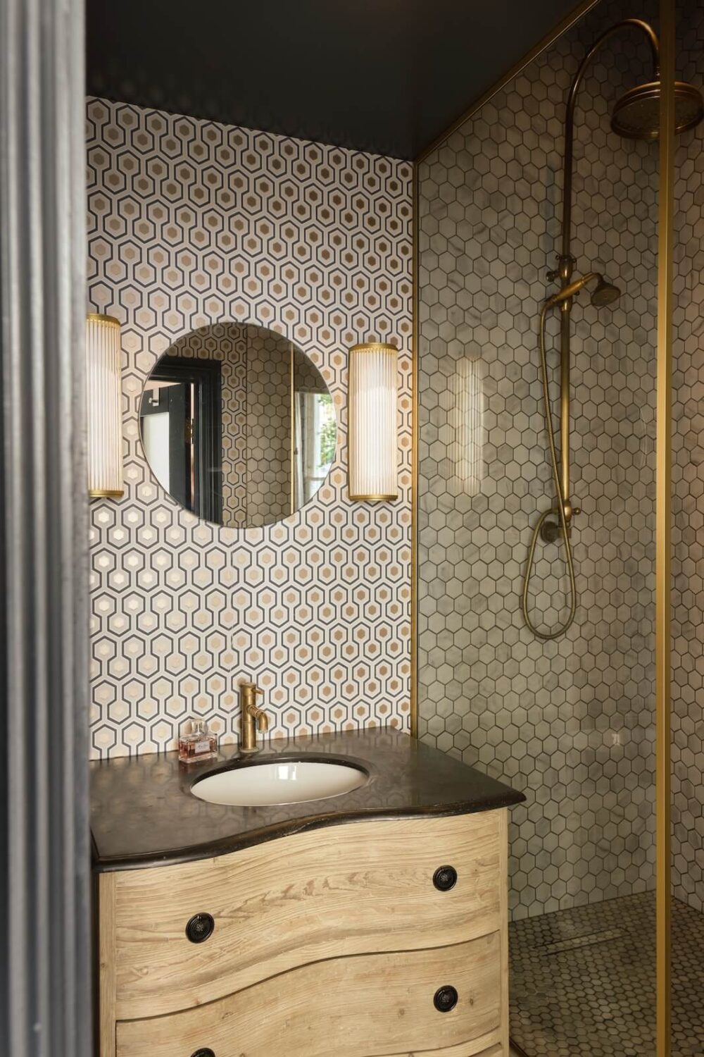 50 Bathroom Wallpaper Ideas Adding Color, Style, and Expression 41 en-suite-bathroom-cole-and-son-wallpaper-black-ceiling-mosaic-tiled-shower-nordroom