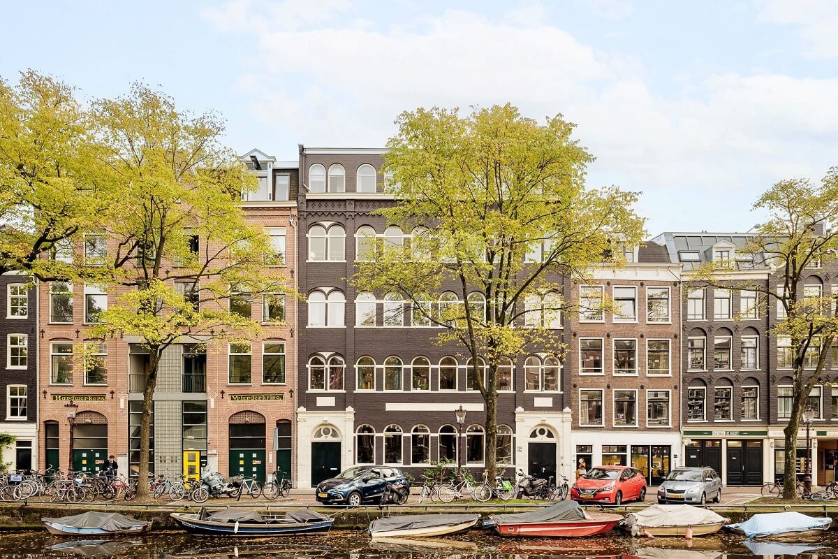 A Modern Home in a Historic Amsterdam Canal House 16 exterior-canal-house-amsterdam-nordroom