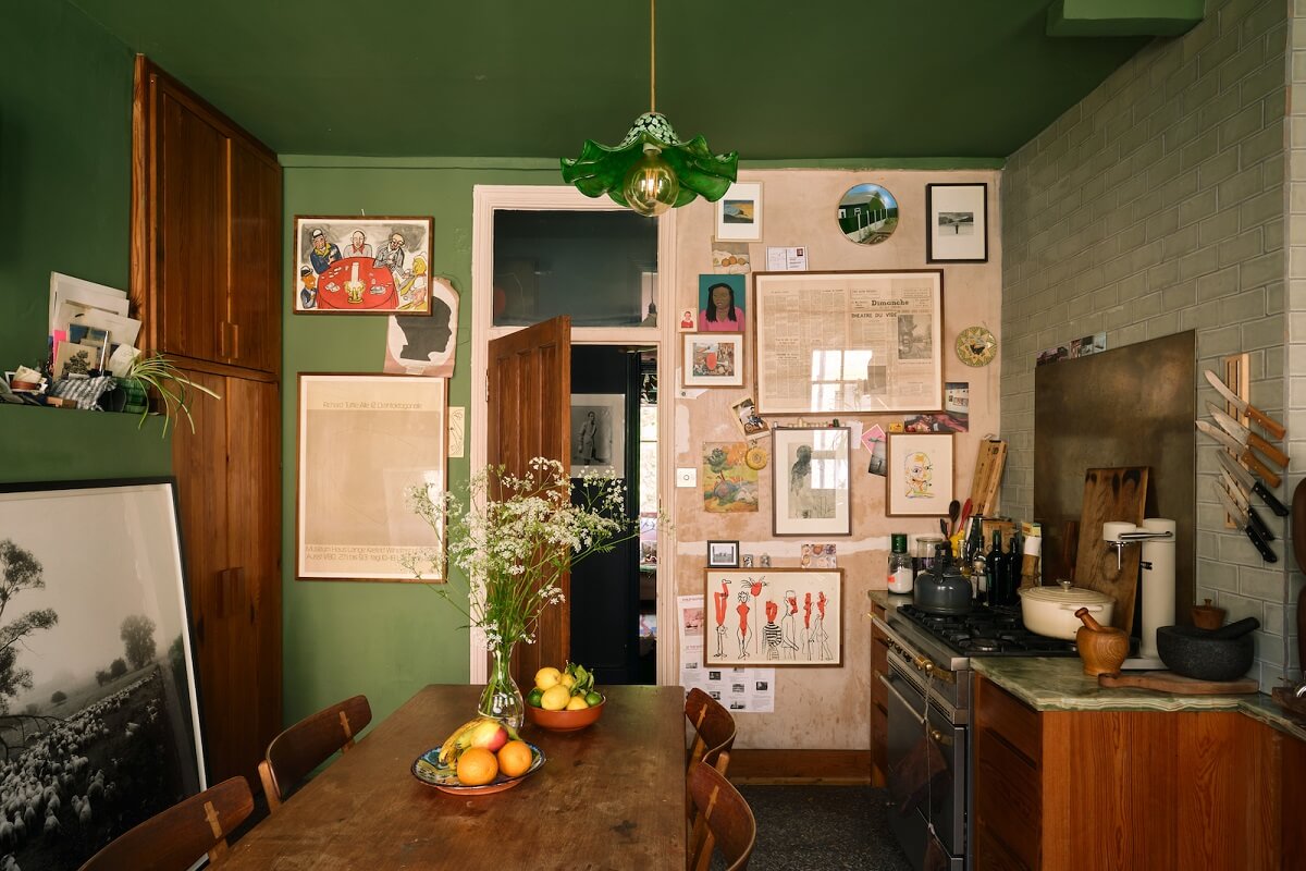 Bold Colors and Historic Details in a Victorian Apartment 10 kitchen-dining-area-green-ceiling-nordroom