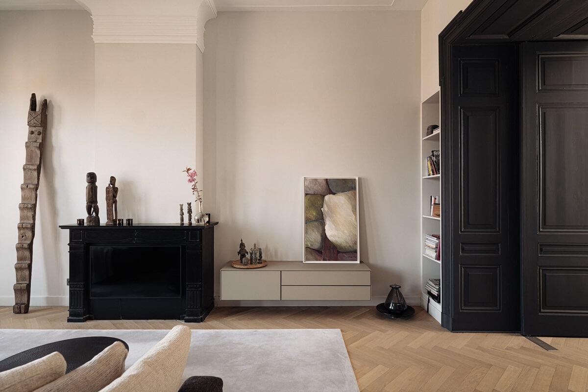 A Monochrome Duplex Apartment in Amsterdam 4 living-room-black-fireplace-monochome-duplex-nordroom