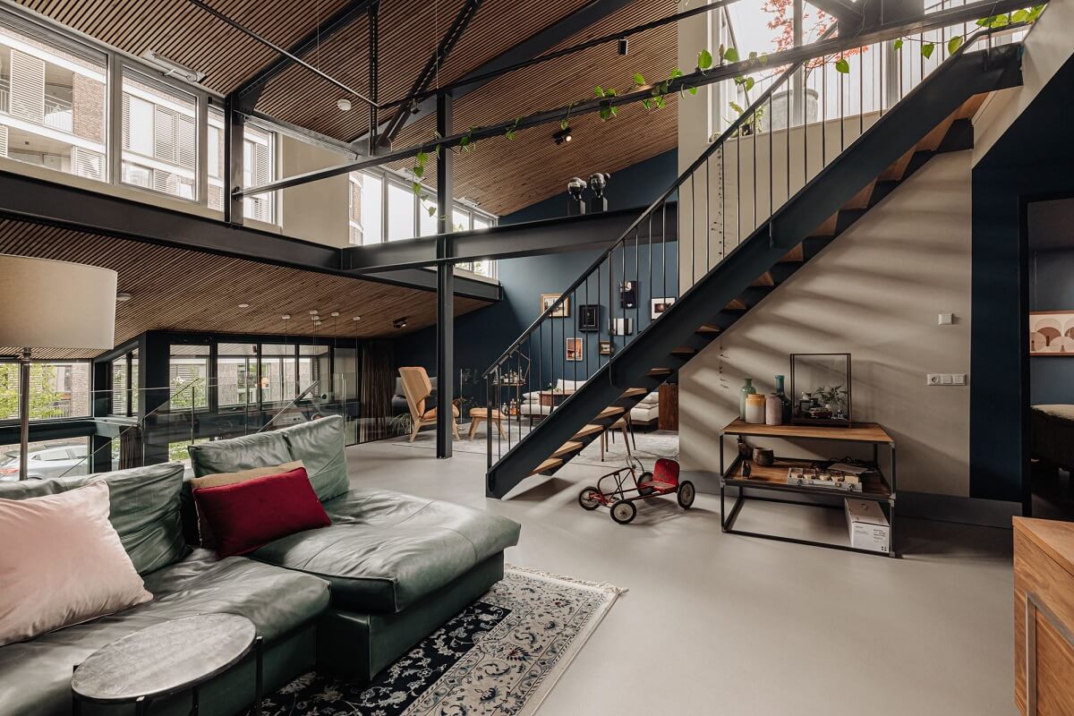 An Industrial Loft Home in Amsterdam 3 open-plan-industrial-loft-apartment-steel-staircase-nordroom