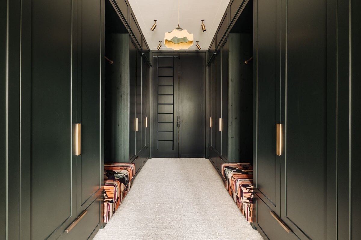 A Grand Renovated Family Home in Amsterdam 17 walk-in-closet-black-wardrobes-benches-nordroom