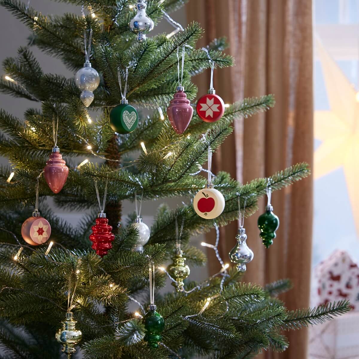 IKEA Christmas Collection 2023: A Touch of Winter Coziness 7 IKEA_VINTERFINT_dekoration_PH194431-ikea-christmas-2023-nordroom