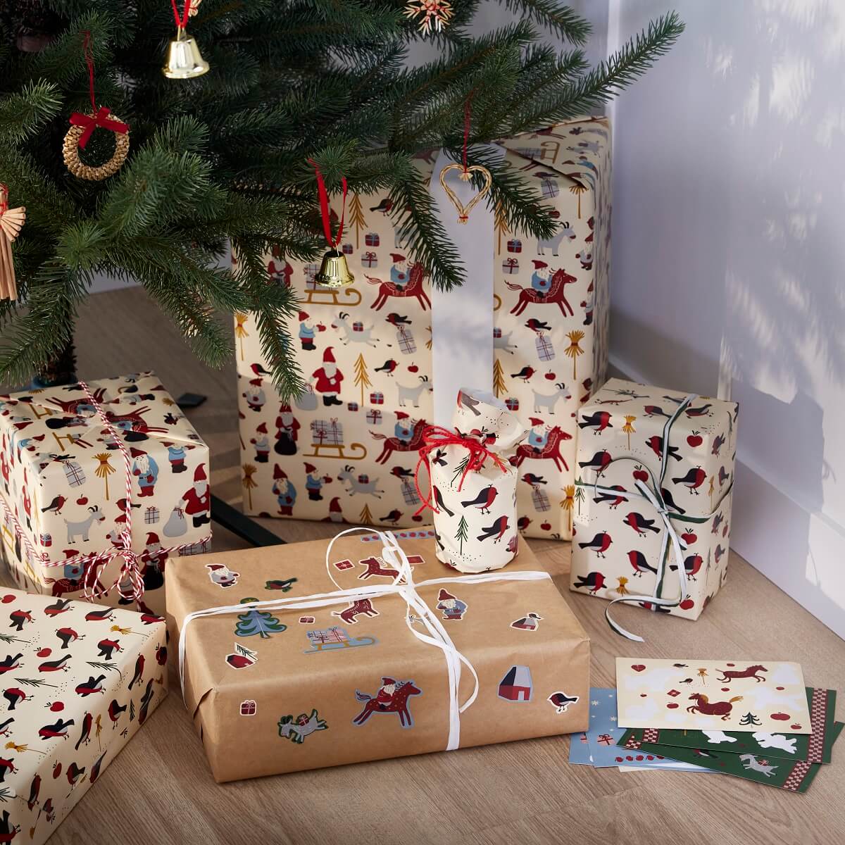 IKEA Christmas Collection 2023: A Touch of Winter Coziness 22 IKEA_VINTERFINT_presentpapper_PH194503-ikea-christmas-2023-nordroom