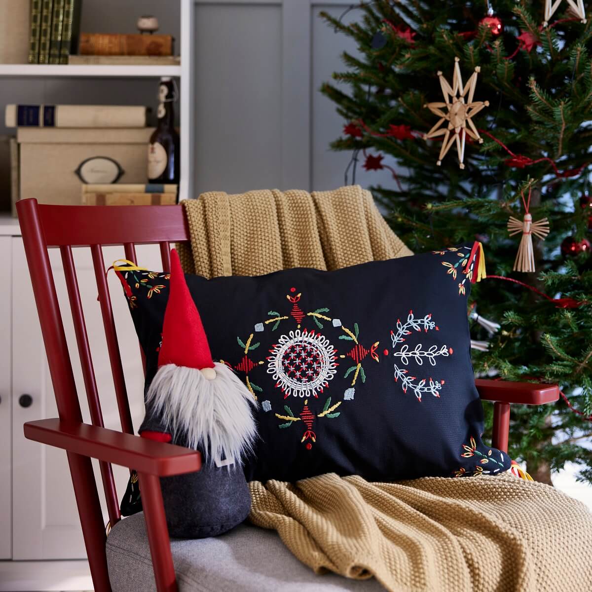 IKEA Christmas Collection 2023: A Touch of Winter Coziness 13 IKEA_VINTERFINT_tomte_PH194706-ikea-christmas-2023-nordroom
