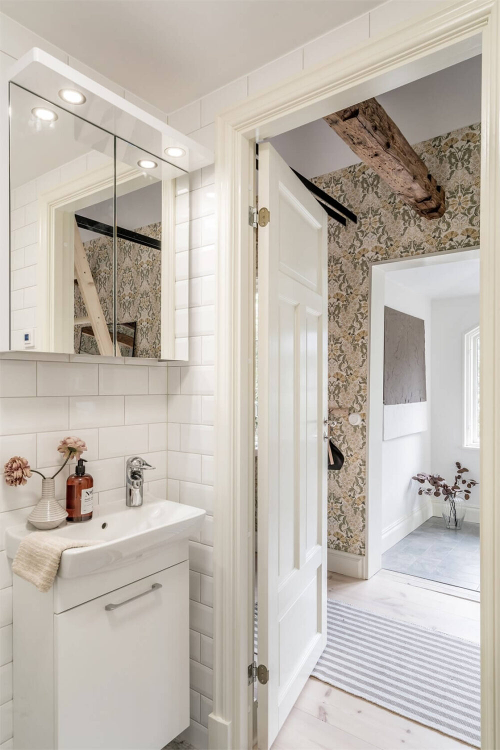An Idyllic Small Swedish House with Wooden Beams 13 bathroom-cozy-small-swedish-house-nordroom