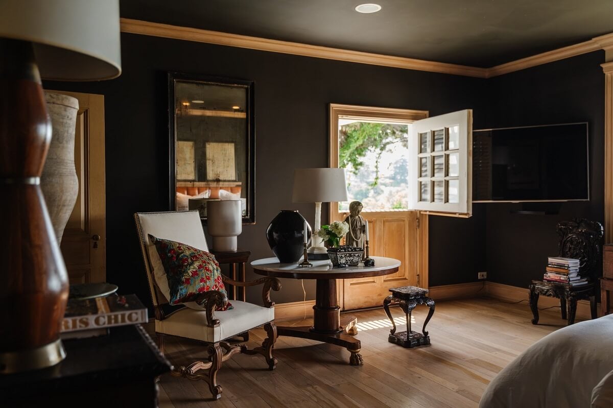 Black Accents in a Traditional Los Angeles Home 24 black-bedroom-seating-round-table-nordroom