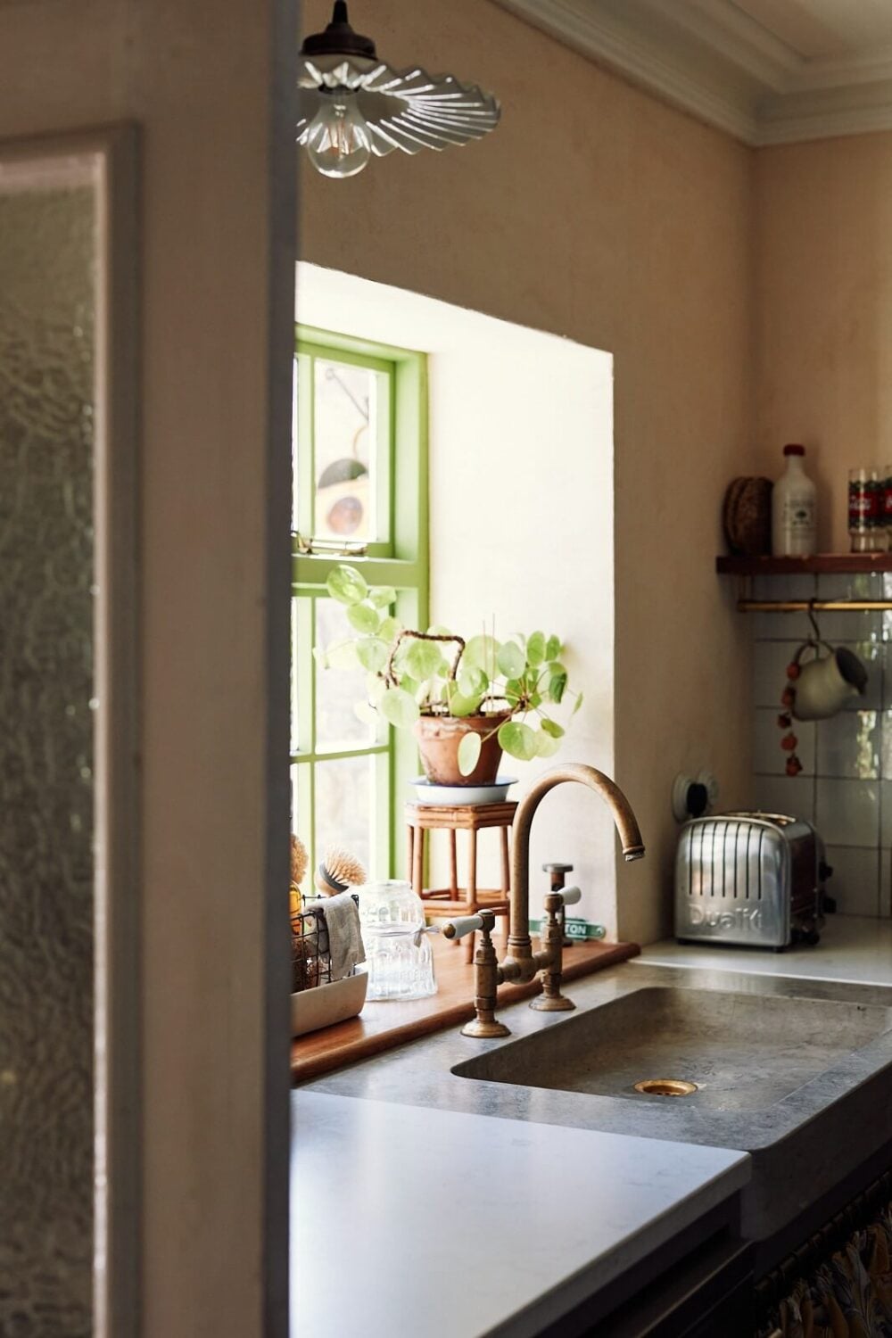 An English Cottage with a Perfect Kitchen 10 cottage-kitchen-devol-cabinets-nordroom