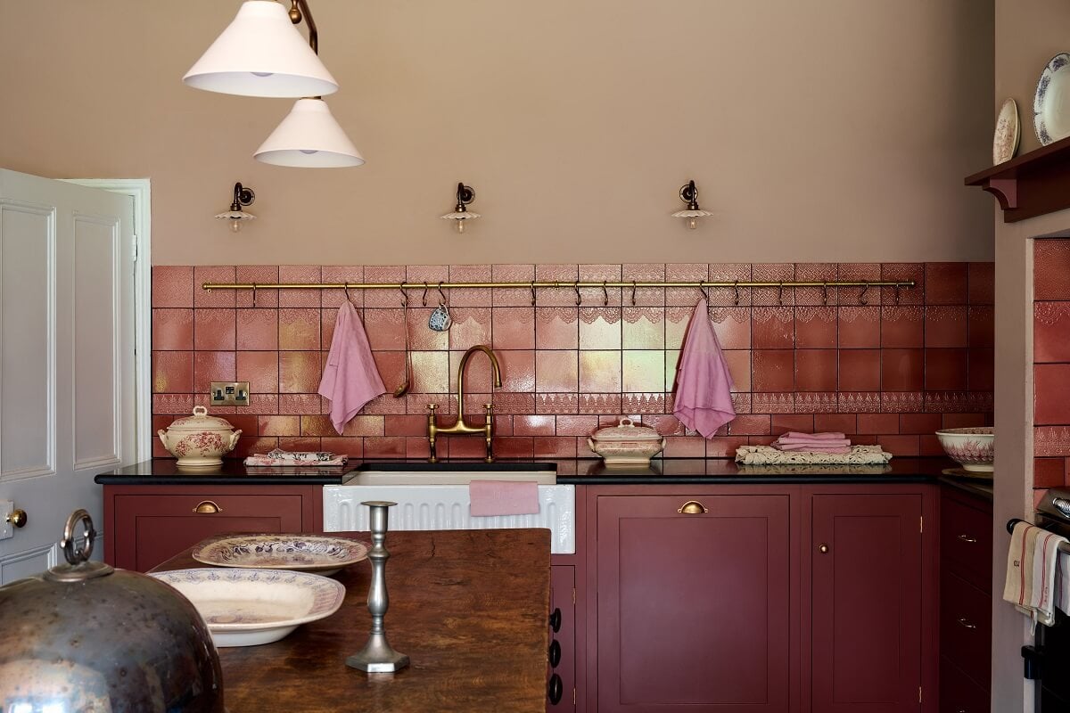 An English Country House Kitchen with Pink Tiles 13 devol-shaker-kitchen-refectory-red-pink-tiles-nordroom