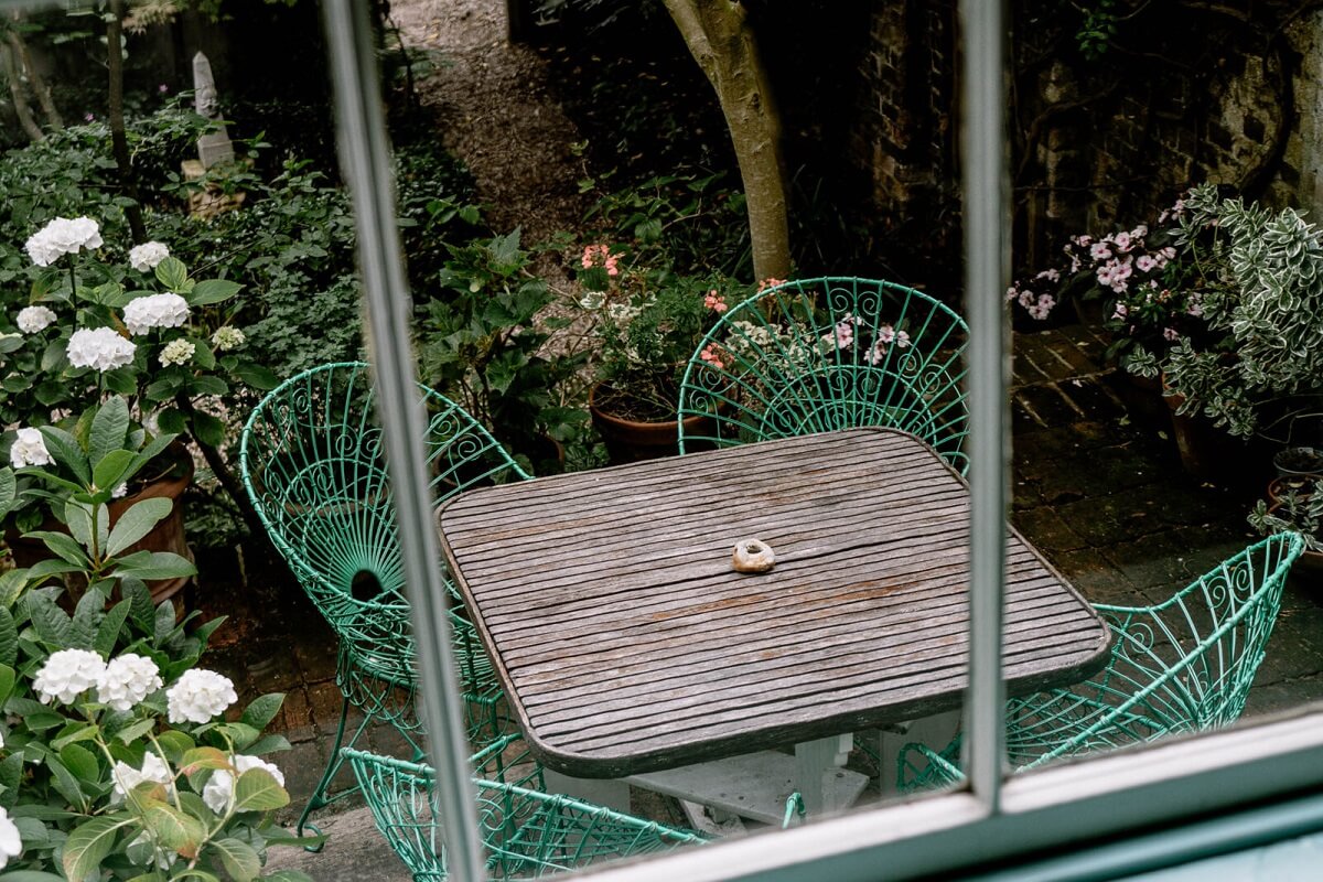 A Unique Historic House Near the English Coast 29 garden-dining-table-nordroom