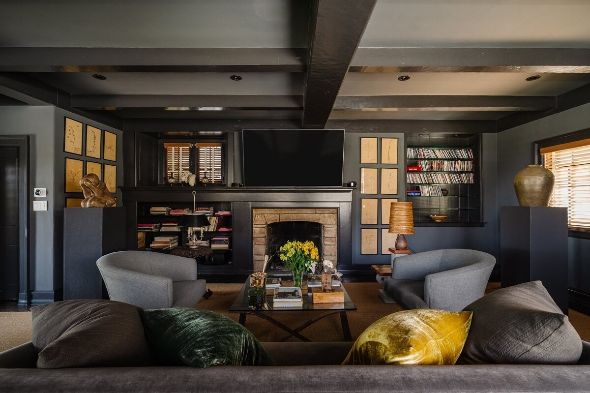 Black Accents in a Traditional Los Angeles Home 47 guest-house-living-room-dark-gray-wall-color-nordroom